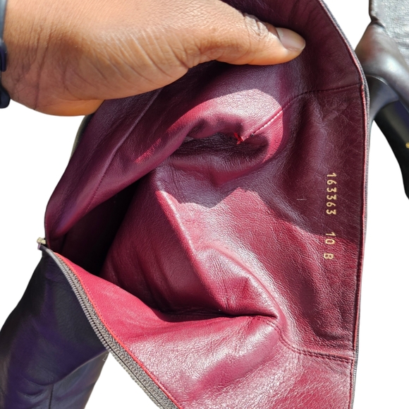 Authentic Gucci Brown Leather Boots/Booties - Picture 5 of 10